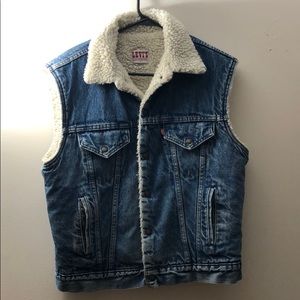 VINTAGE Levi’s Denim Vest Lined